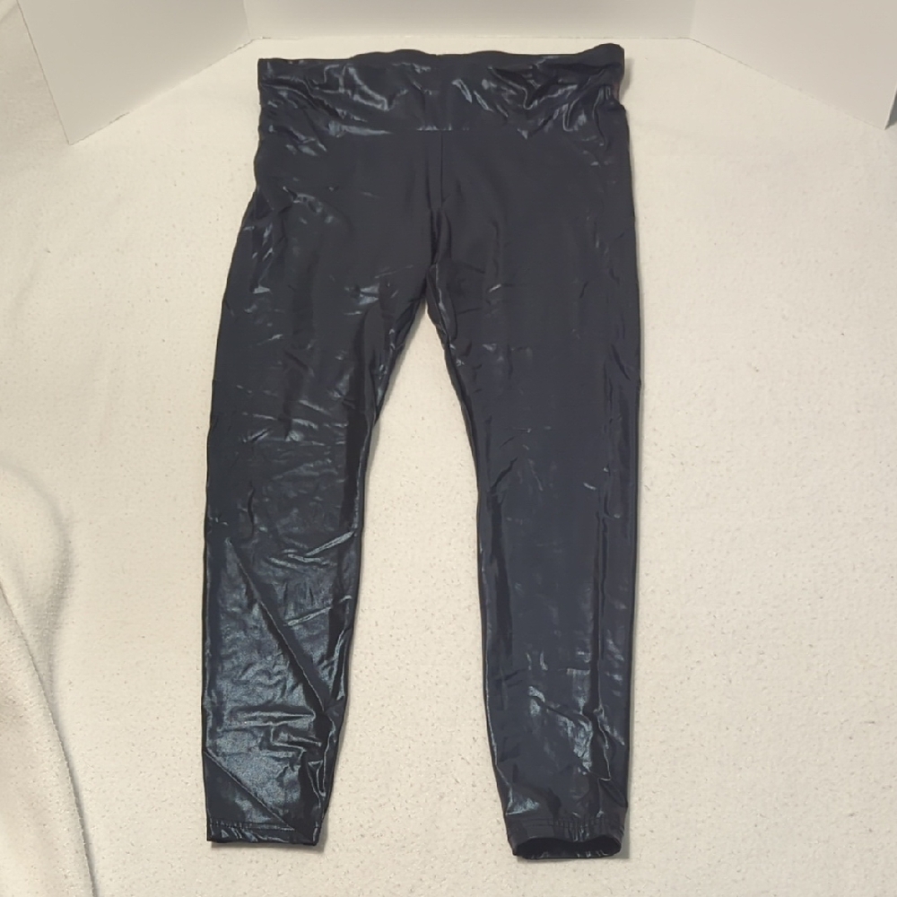 Hue Body Gloss Leggings